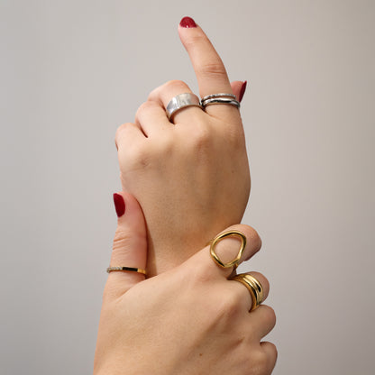 Moonshell Ring