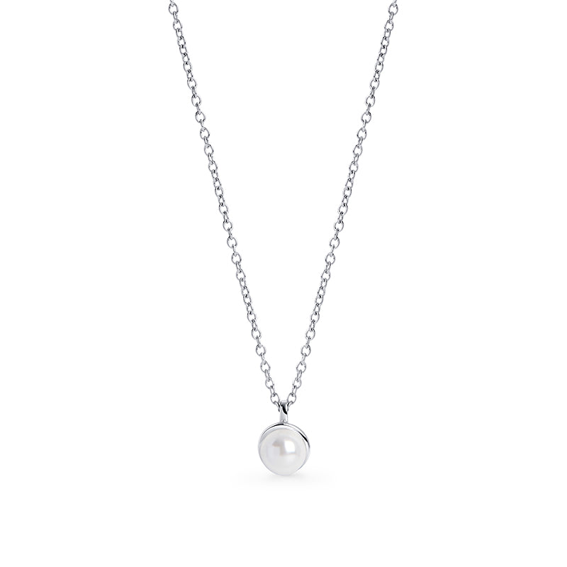 Serene Pearl Necklace